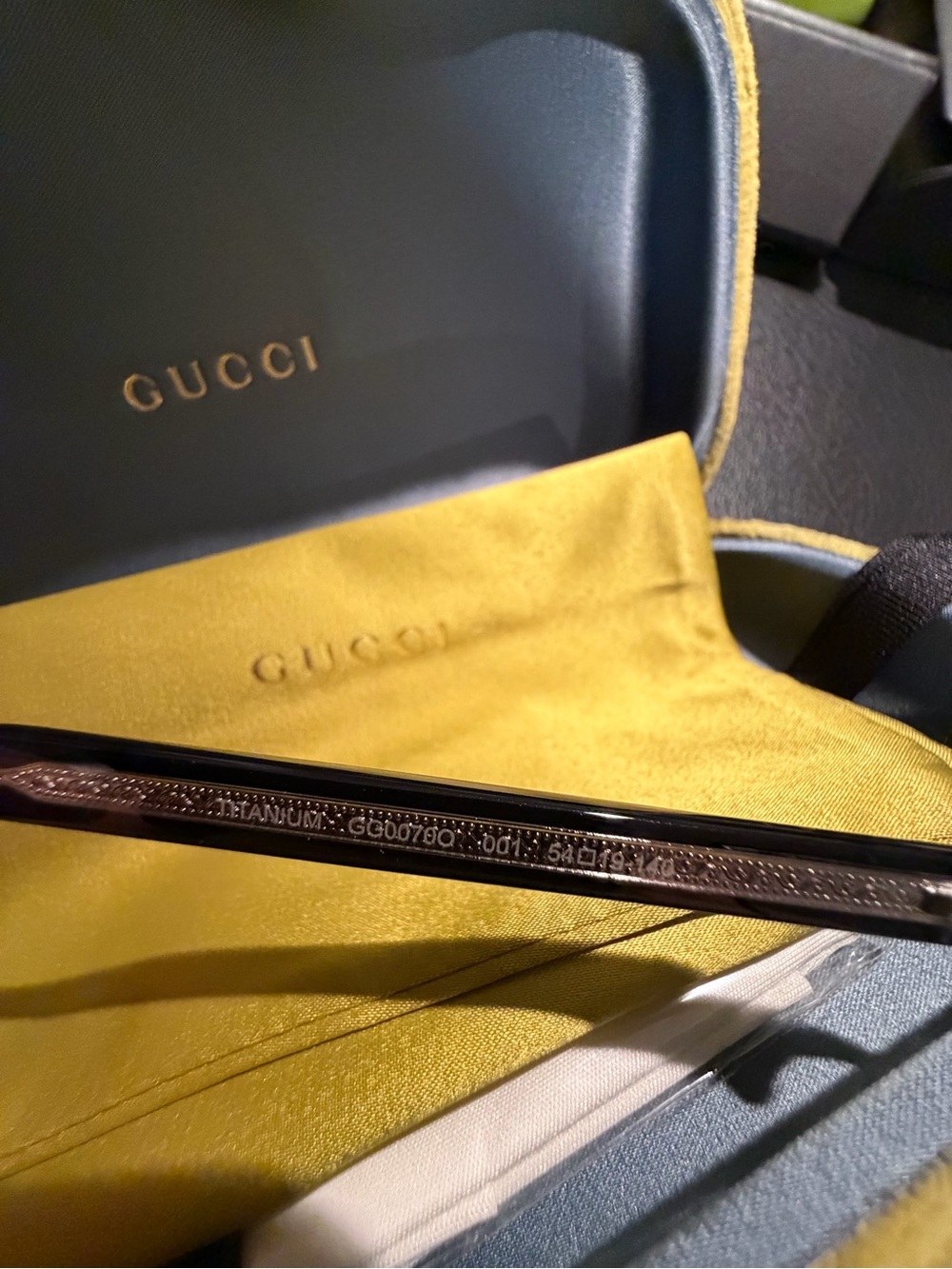Gucci Black Frames with Gold Logo Detailing - Picture 5 of 5